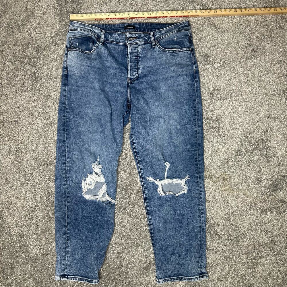 Express Women's Jeans Size 14R Boyfriend MidRise Distressed button Fly